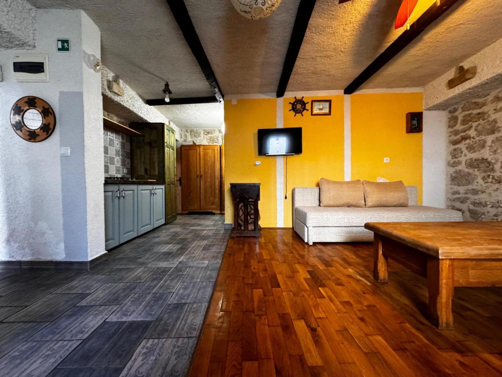 Apartments Voltera Parking Space Near The House Betina  Exterior foto