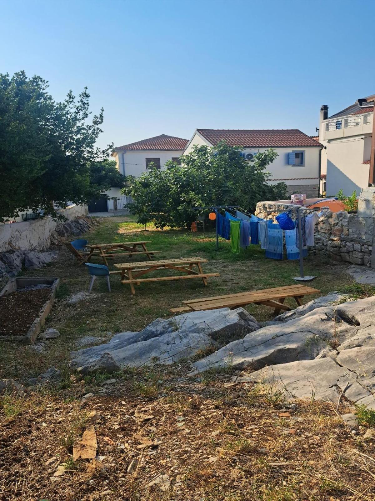 Apartments Voltera Parking Space Near The House Betina  Exterior foto